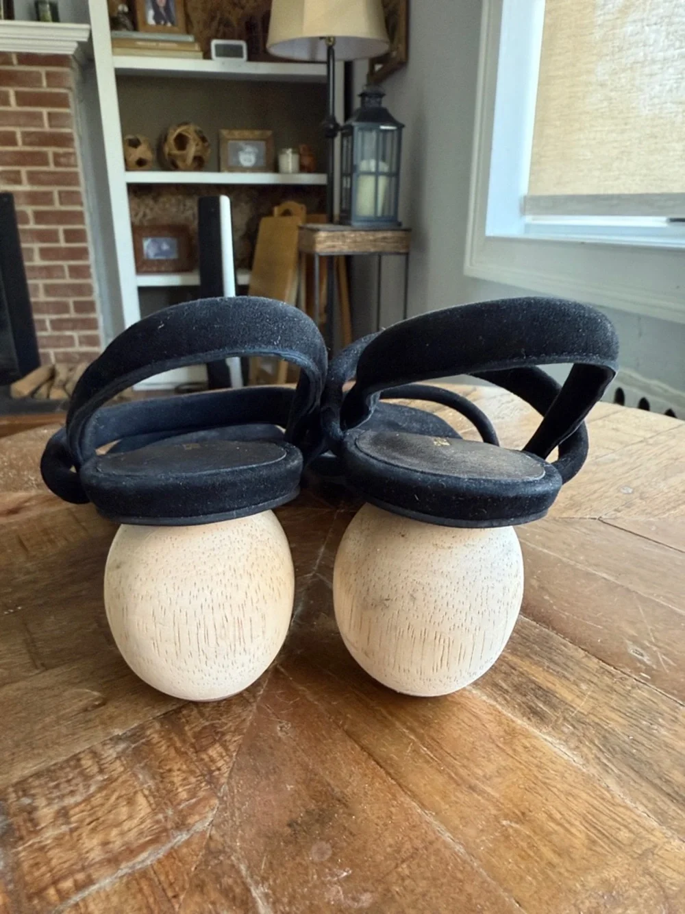 Intentionally Blank Strappy Suede Wood Heel Sandals 8. - Picture 3 of 7